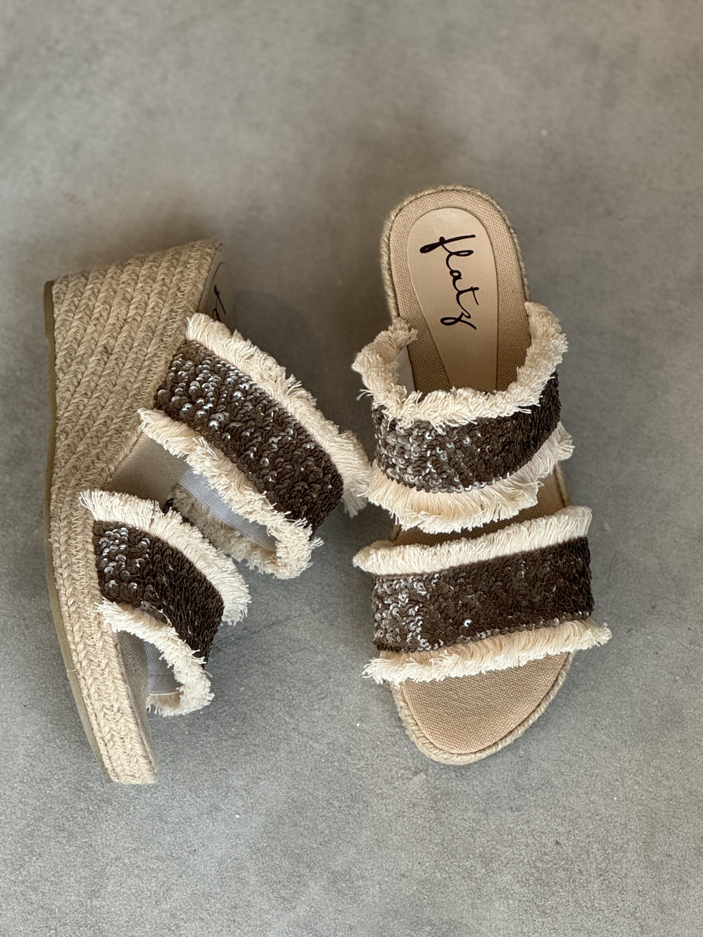 Espadrille Wedge with Embroidered Fringes - Bronze